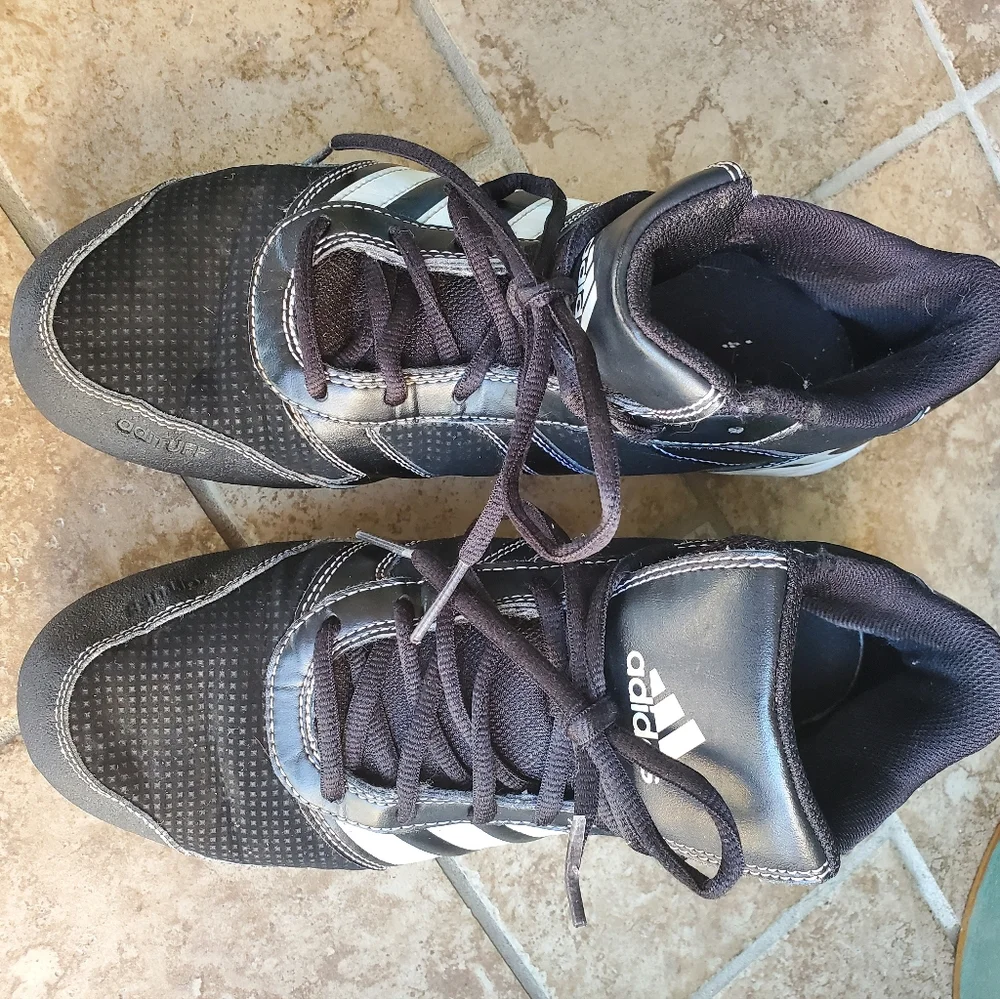 Nike Football Cleats - Picture 2 of 9